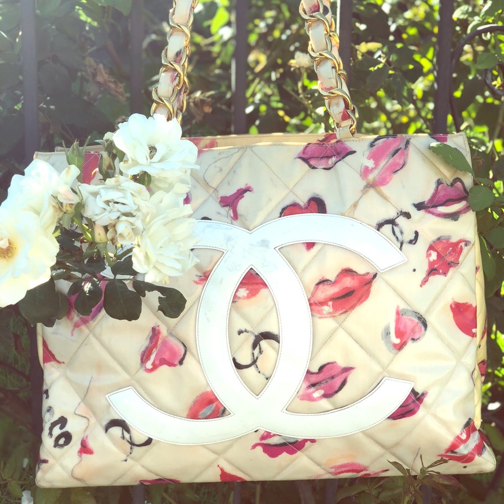 Chanel Vintage Lips Tote